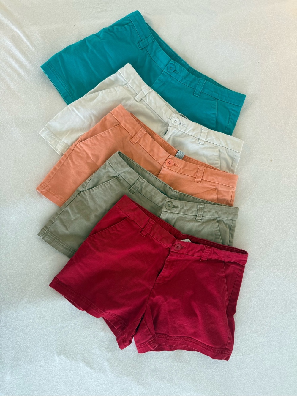 Women’s Casual Stretch Mid-Rise Shorts - Red, Khaki, Coral, White, Teal. Size 8